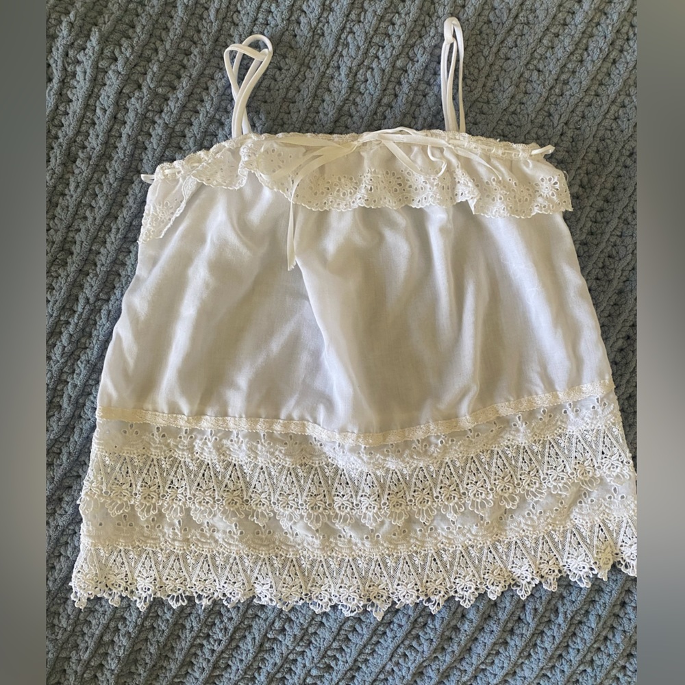 Vintage Christian Dior white flowy lace top. Chid size 10.